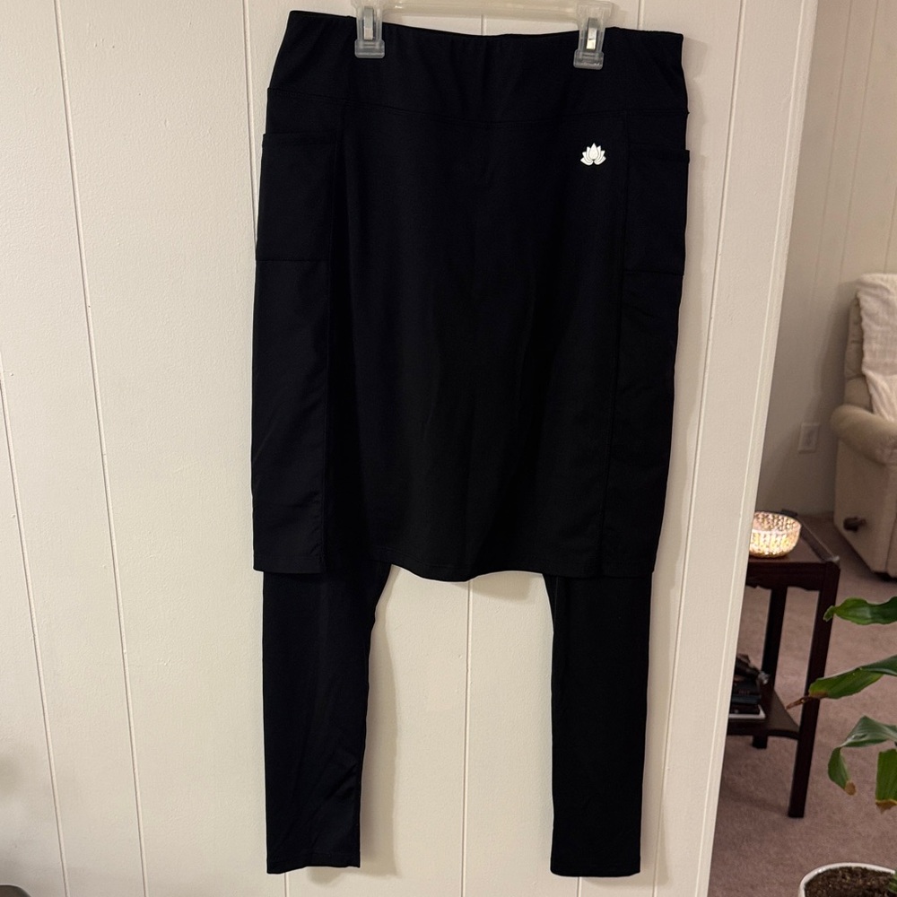 Black Ankle Sport Snoga 21.5” Skirt